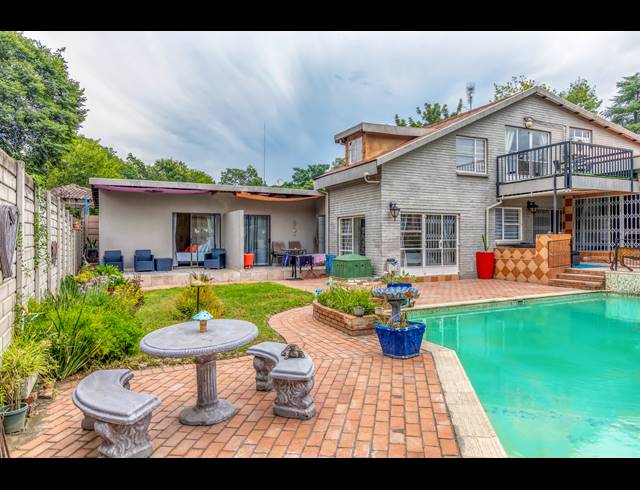 1 BEDROOM STUDIO APARTMENT TO LET IN RIVONIA